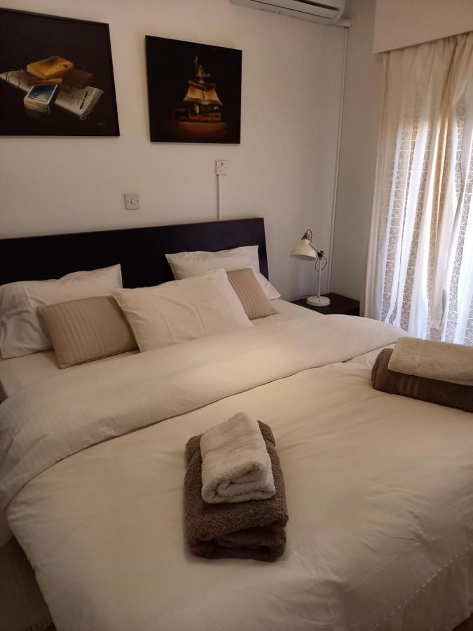 Seaside Spacious Apartment With Sea View Limassol Exterior photo