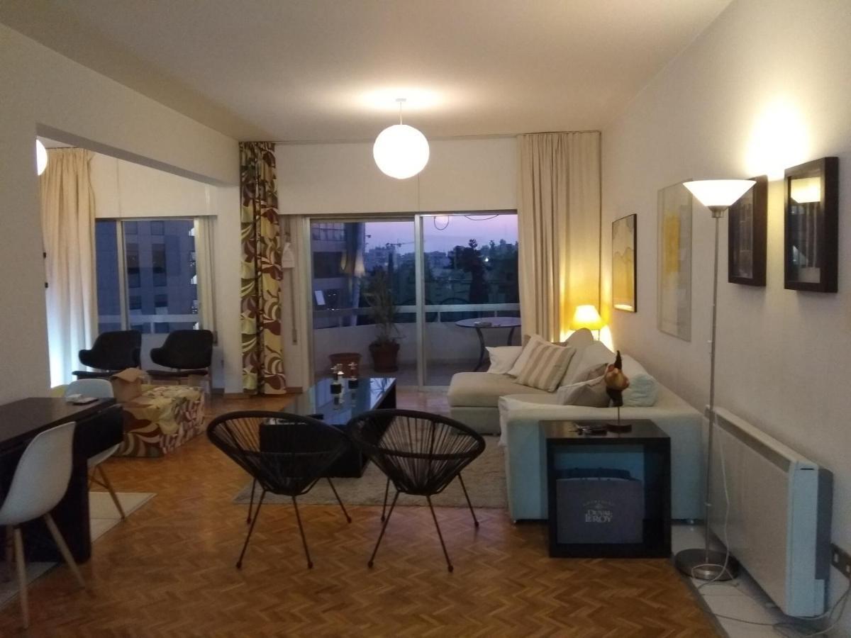 Seaside Spacious Apartment With Sea View Limassol Exterior photo